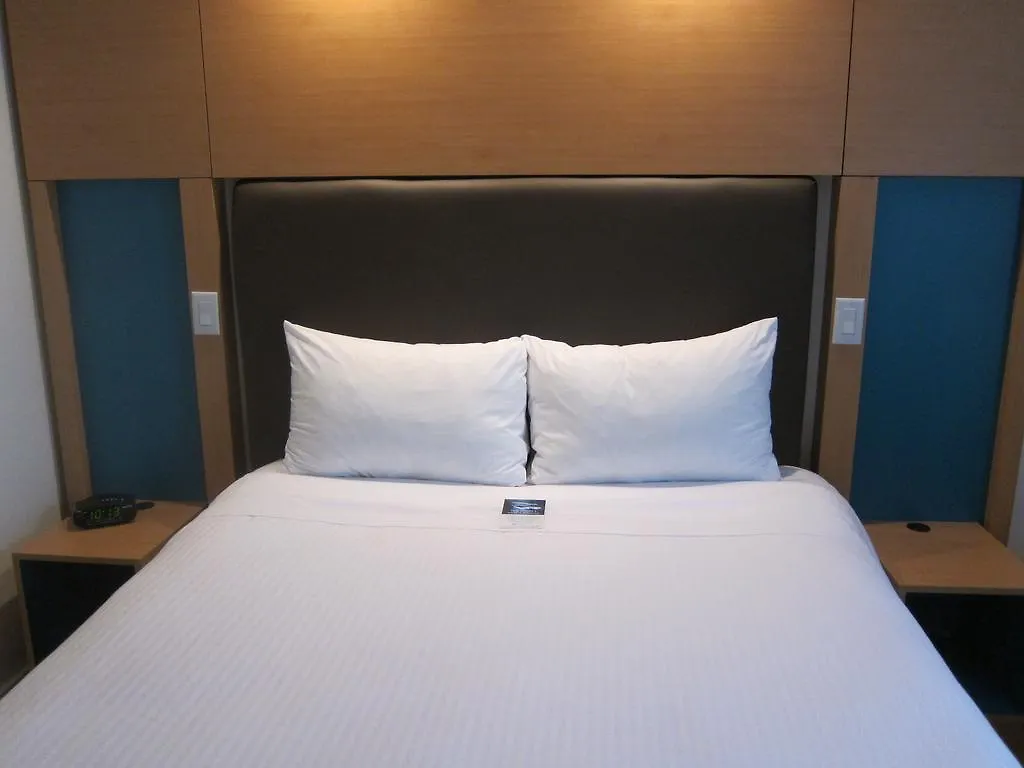 Bond Place Hotel Toronto