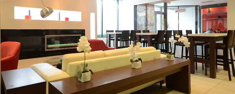 Bond Place Hotel Toronto