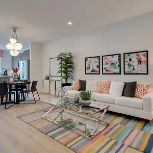 https://3-bedroom-plus-office-showhome-style-gem.calgaryhotelsearch.com